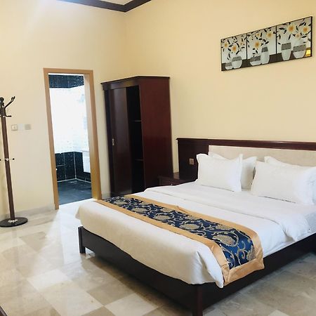 מוסקט Farah Hotel Apartment מראה חיצוני תמונה