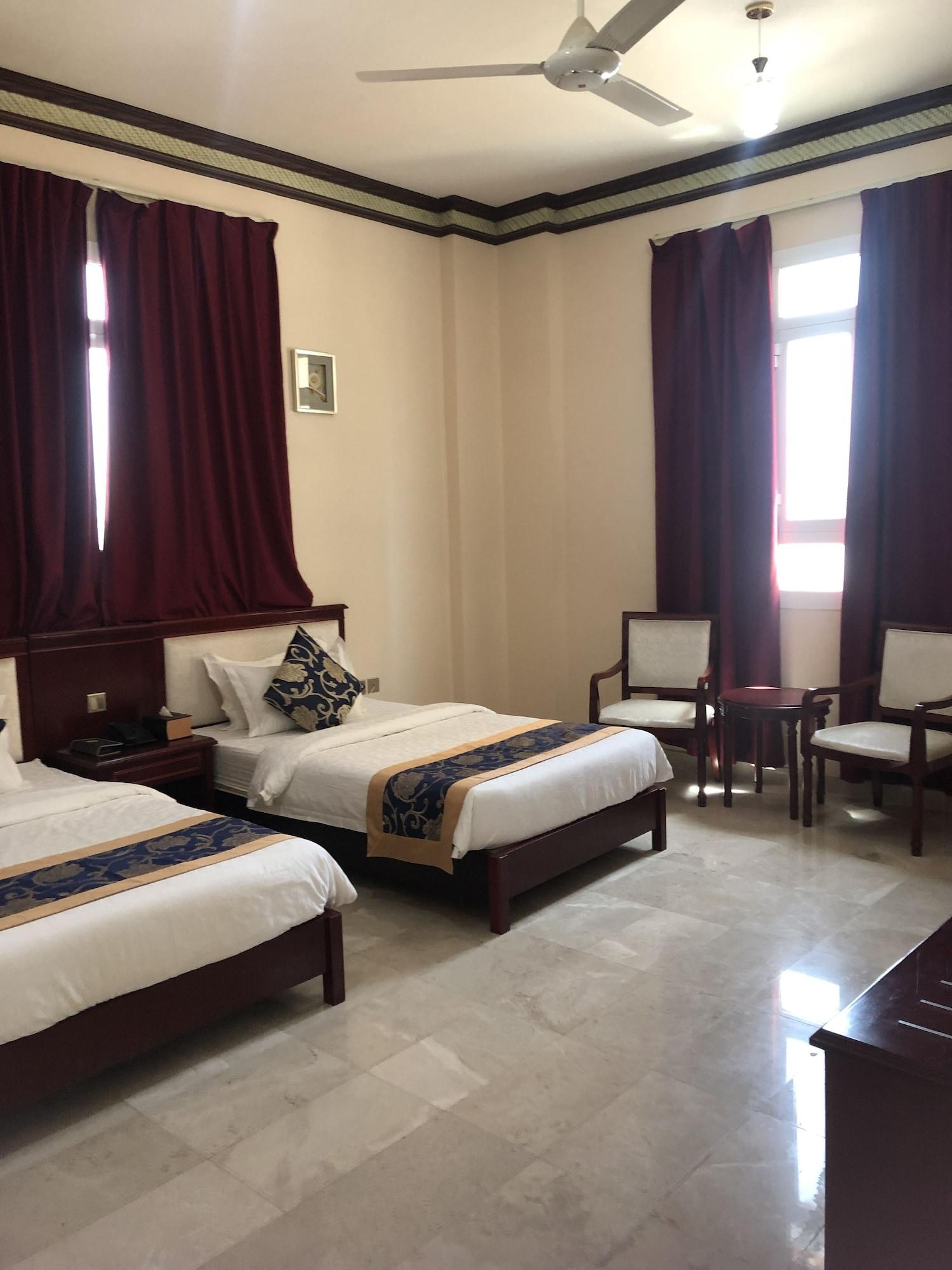 מוסקט Farah Hotel Apartment מראה חיצוני תמונה