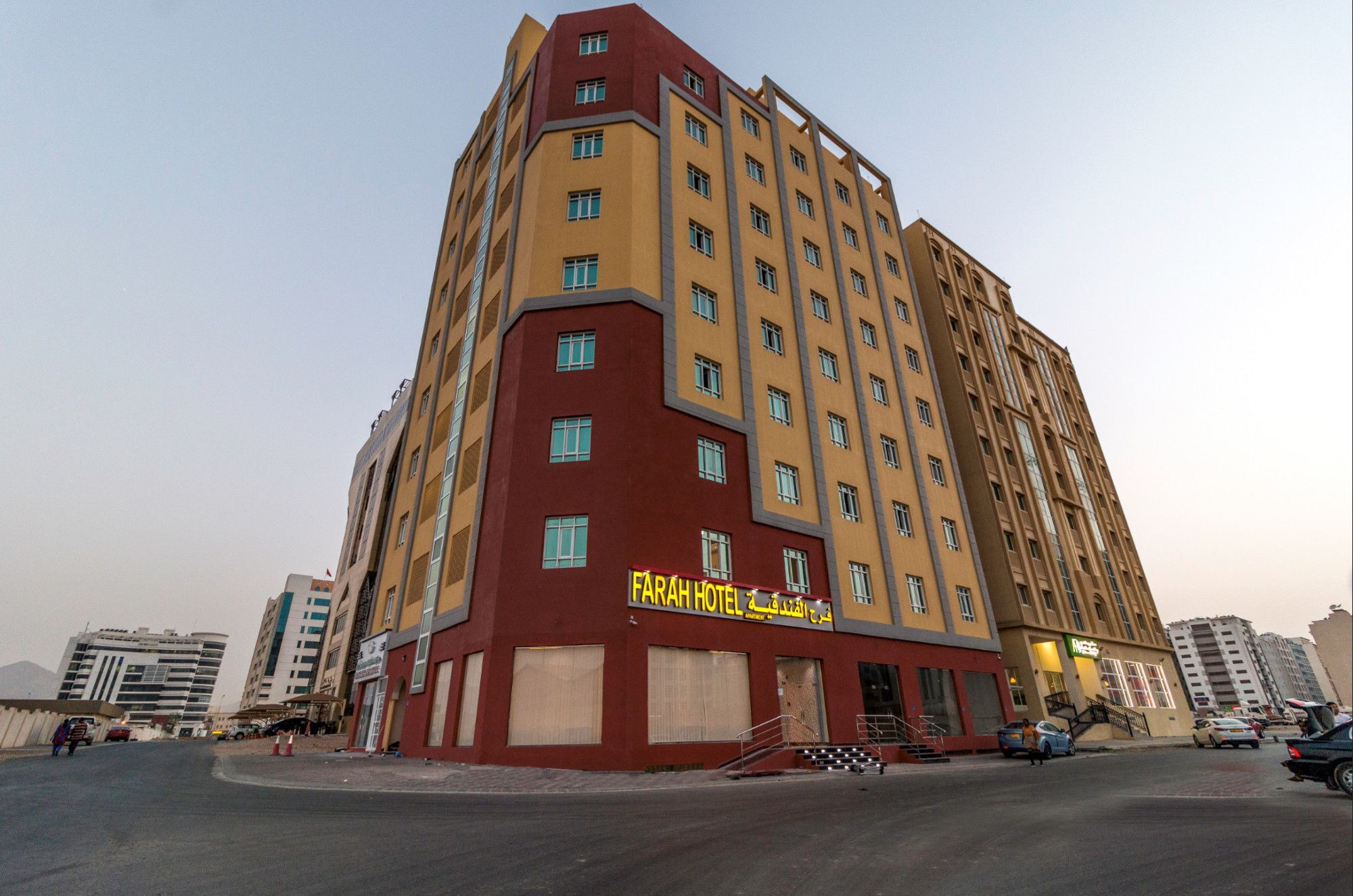 מוסקט Farah Hotel Apartment מראה חיצוני תמונה