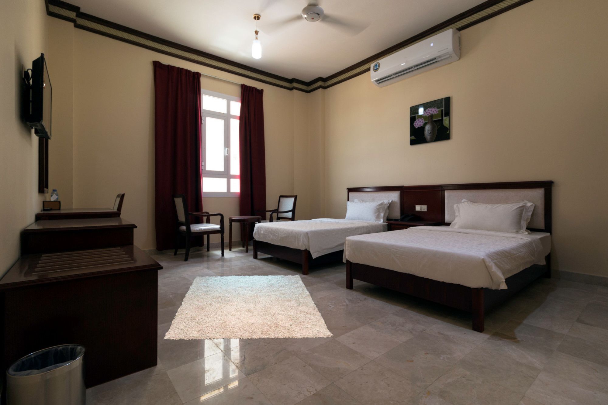 מוסקט Farah Hotel Apartment מראה חיצוני תמונה