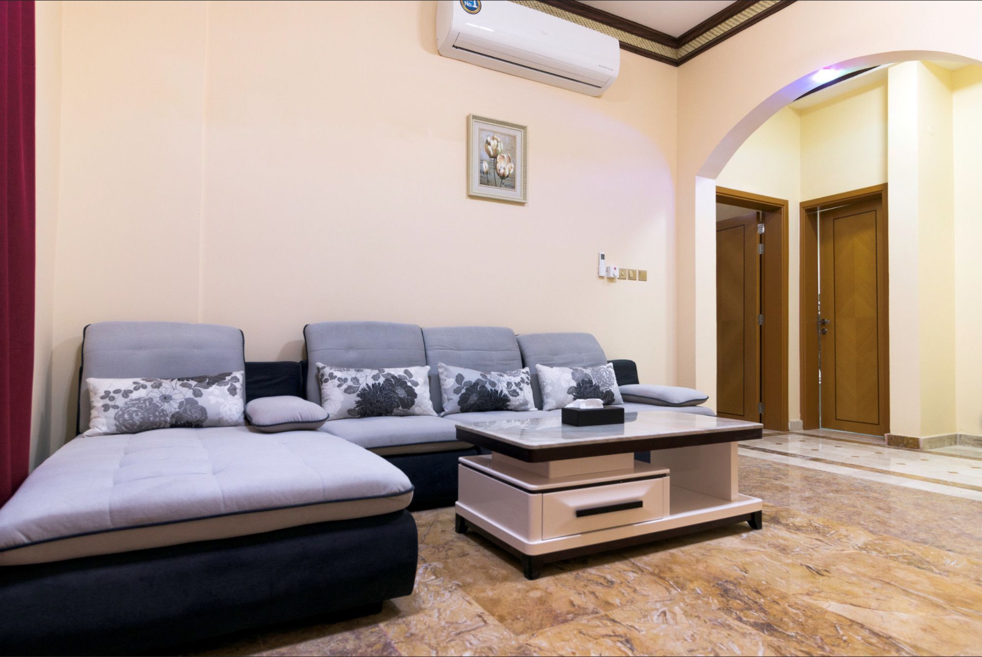 מוסקט Farah Hotel Apartment מראה חיצוני תמונה